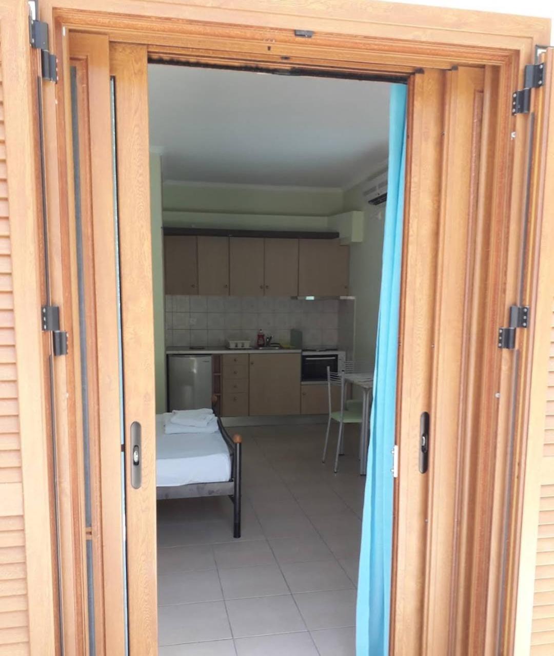 Agios Nikitas Dolphins Apartman Kültér fotó