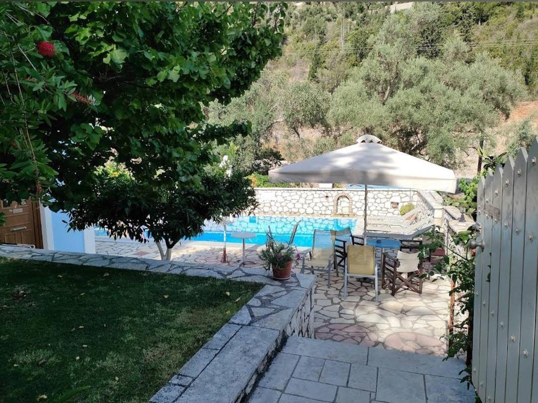 Agios Nikitas Dolphins Apartman Kültér fotó