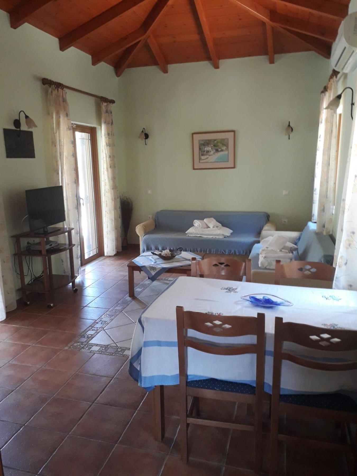 Agios Nikitas Dolphins Apartman Kültér fotó
